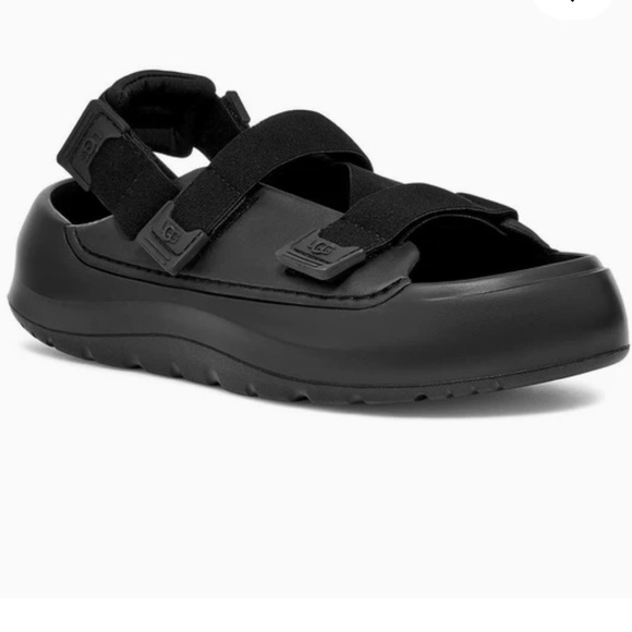 UGG Men’s Stratus Black Lightweight Casual Beach Sandals Size 9 NWT - Picture 1 of 10